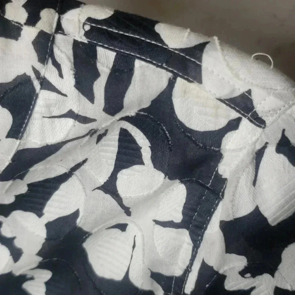 Peck & Peck | Jacket | Size M | Black and White